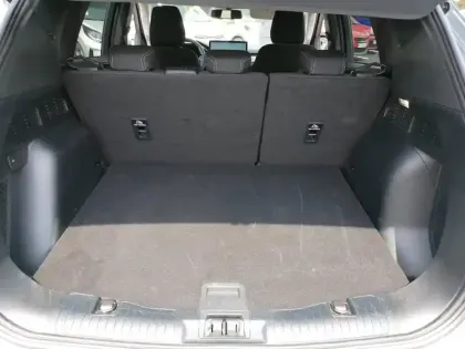 Photo 12 Ford Kuga  2.5 Duratec 180ch Hybrid FlexiFuel Titanium Powershift