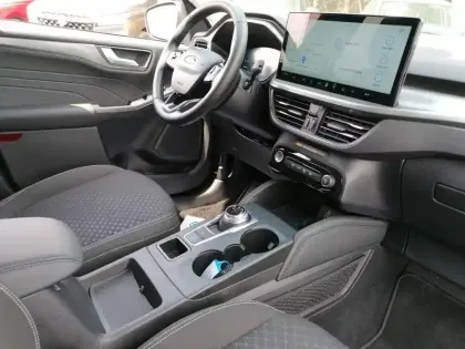 Photo 10 Ford Kuga  2.5 Duratec 180ch Hybrid FlexiFuel Titanium Powershift