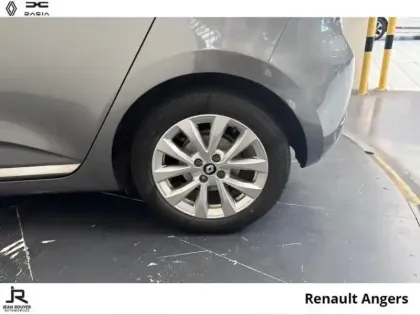 Photo 7 Renault Clio  1.6 E-Tech hybride 145ch Evolution