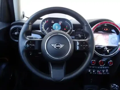 Photo 7 Mini Mini  5 Portes Cooper 136ch Edition Premium Plus BVA7