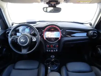 Photo 6 Mini Mini  5 Portes Cooper 136ch Edition Premium Plus BVA7