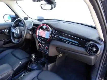Photo 5 Mini Mini  5 Portes Cooper 136ch Edition Premium Plus BVA7