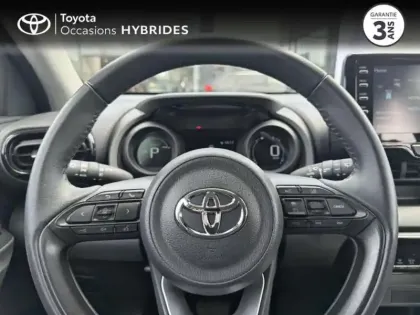 Photo 12 Toyota Yaris  116h Design 5p MY22