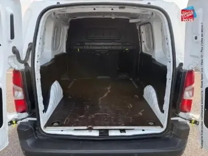 Photo 13 Peugeot Partner  Standard 650kg BlueHDi 100ch S&S Asphalt
