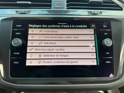 Photo 23 Volkswagen Tiguan  2.0 TDI 200ch R-Line Exclusive 4Motion DSG7