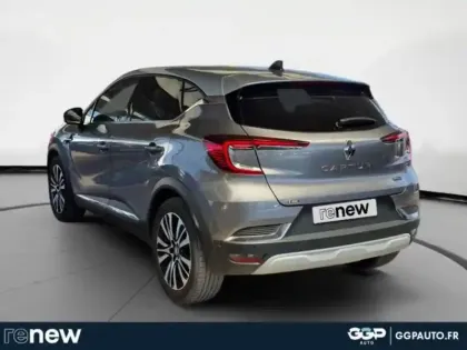 Photo 2 Renault Captur  1.6 E-Tech hybride 145ch Iconic