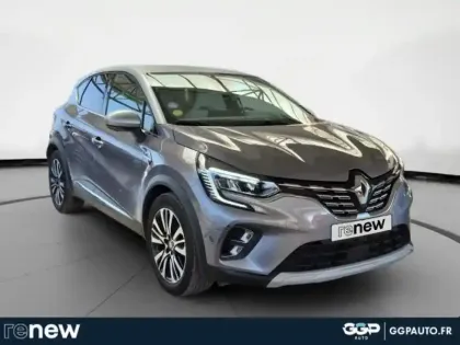 Photo 6 Renault Captur  1.6 E-Tech hybride 145ch Iconic