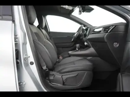 Photo 13 Renault Captur  1.6 E-Tech hybride 145ch Rive Gauche