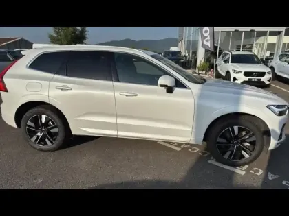 Photo 11 Volvo XC60  T6 Hybride Rechargeable 350ch Plus Style Chrome Geartronic 8
