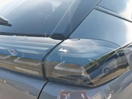 Photo 36 Peugeot 2008  PureTech 100 S&S BVM6