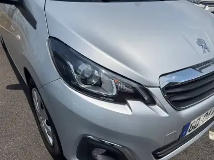 Photo 15 Peugeot 108  VTi 72ch S&S BVM5