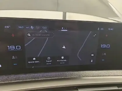 Photo 36 Peugeot 3008  Hybrid 145 e-DCS6