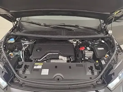 Photo 49 Peugeot 3008  Hybrid 145 e-DCS6