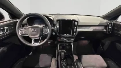 Photo 16 Volvo XC40  B3 163 ch DCT7
