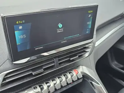 Photo 9 Peugeot 3008  PHEV HYBRID 180 EAT8