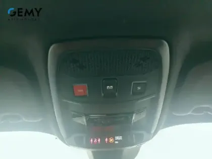 Photo 46 Peugeot 2008  PureTech 155 S&S EAT8