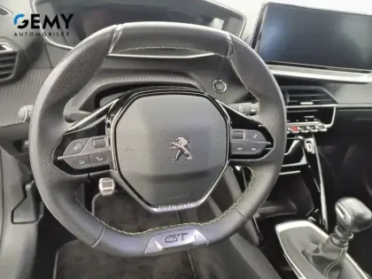 Photo 12 Peugeot 208  PureTech 100 S&S BVM6