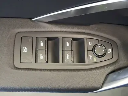 Photo 30 BMW X1  sDrive 18i 136ch DKG7