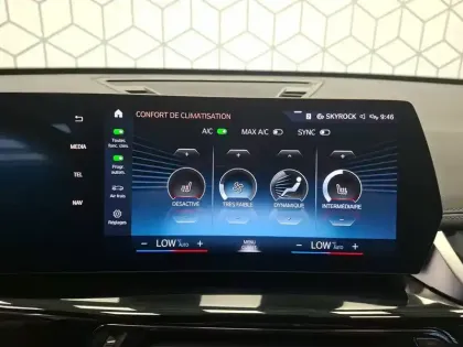 Photo 27 BMW X1  sDrive 18i 136ch DKG7