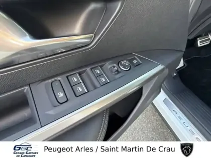 Photo 14 Peugeot 3008  Plug-in Hybrid 195 e-DCS7