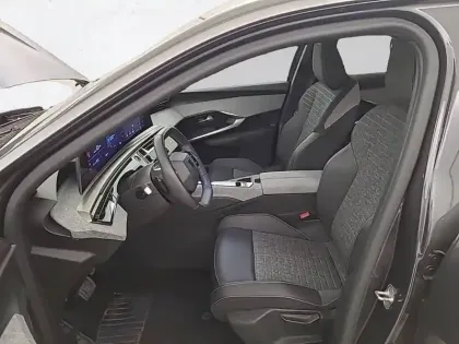 Photo 10 Peugeot 3008  Electrique 210 ch 73 kWh