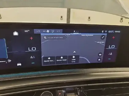 Photo 14 Peugeot 3008  Hybrid 145 e-DCS6