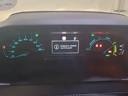 Photo 34 Peugeot 208  Electrique 50 kWh 136ch