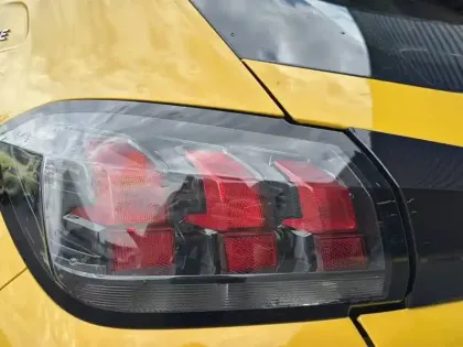 Photo 16 Peugeot 208  Electrique 50 kWh 136ch