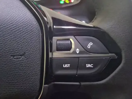 Photo 53 Peugeot 208  Electrique 50 kWh 136ch