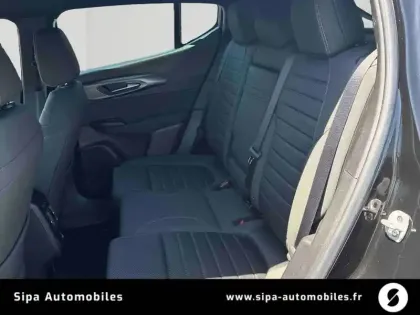 Photo 12 Alfa Romeo Tonale  1.3 Hybride Rechargeable PHEV 280ch AT6 Q4