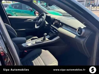 Photo 43 Alfa Romeo Tonale  1.3 Hybride Rechargeable PHEV 280ch AT6 Q4