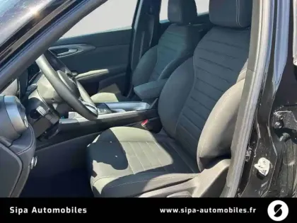 Photo 11 Alfa Romeo Tonale  1.3 Hybride Rechargeable PHEV 280ch AT6 Q4