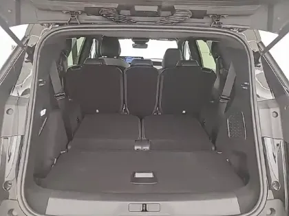 Photo 5 Peugeot 5008  Hybrid 145 ch e-DCS6