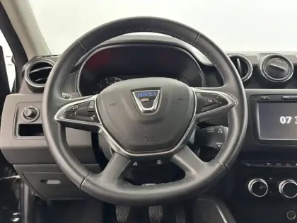 Photo 23 Dacia Duster  Blue dCi 115 4x2
