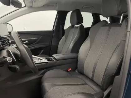 Photo 13 Peugeot 3008  Hybrid 225 e-EAT8
