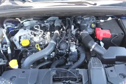 Photo 16 Renault Captur  TCe 155 EDC FAP