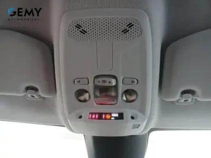 Photo 31 Peugeot 208  PureTech 75 S&S BVM5