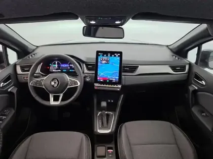 Photo 37 Renault Captur  E-Tech full hybrid 145 ch