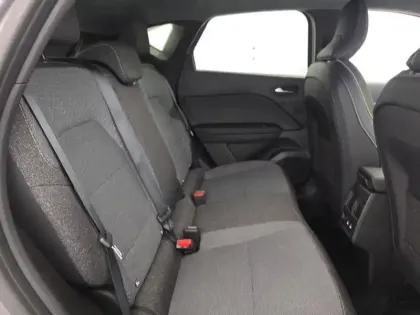 Photo 24 Renault Captur  E-Tech full hybrid 145 ch