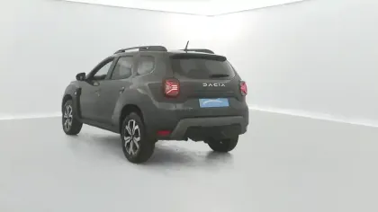 Photo 28 Dacia Duster  Blue dCi 115 4x2 Journey