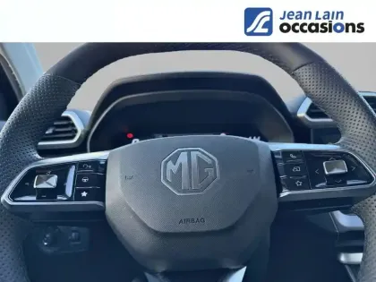 Photo 11 Mg ZS  1.5 L Hybrid+ 197 ch