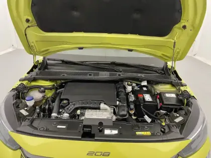 Photo 20 Peugeot 208  PureTech 100 S&S BVM6