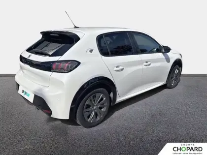 Photo 7 Peugeot 208  Electrique 50 kWh 136ch