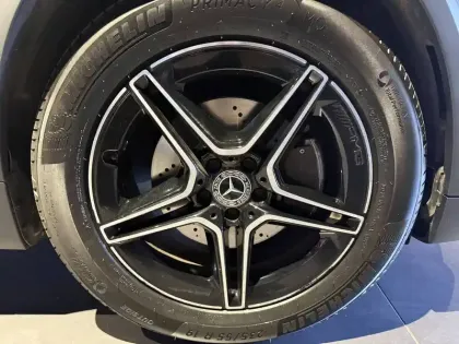 Photo 8 Mercedes GLA  200 d 8G-DCT