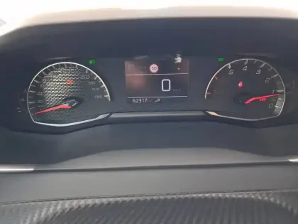 Photo 11 Peugeot 208  PureTech 100 S&S BVM6