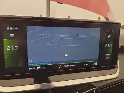 Photo 14 Peugeot 2008  PureTech 130 S&S BVM6