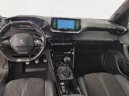 Photo 7 Peugeot 2008  PureTech 130 S&S BVM6
