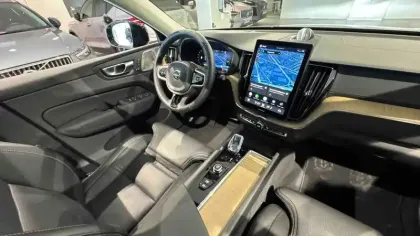 Photo 28 Volvo Xc60  T6 AWD Hybride rechargeable 253 ch+145 ch Geartronic 8