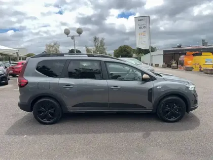 Photo 65 Dacia Jogger  Hybrid 140 7 places GSR2