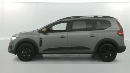 Photo 25 Dacia Jogger  Hybrid 140 7 places GSR2